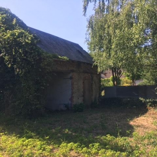  DESIRE IMMOBILIER : Ground | TOURS (37100) | 360 m2 | 143 000 € 